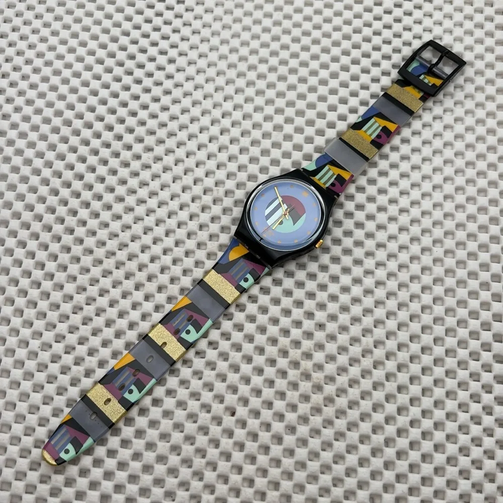 Swatch Watch - GB141 - GOLD INLAY - Picture 2 of 12